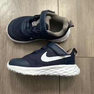Nike Revolution Toddler Shoes Size 7C